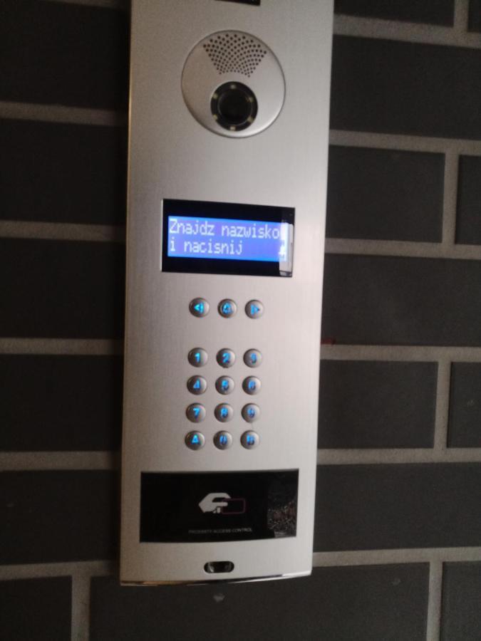 Luksusowy Gaj Apartament By Apartamenty Na Dni ヴロツワフ エクステリア 写真